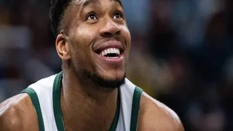 爱德华兹狂砍29分6助攻，森林狼客场逆袭击败黄蜂